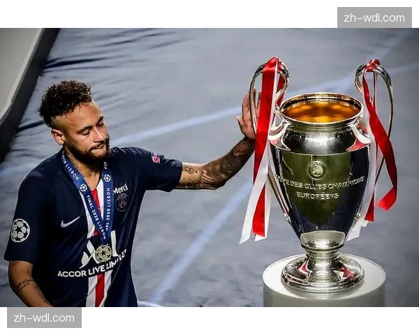 霍伊伦德错失绝佳机会,该次射门预期进球值高达0.72 霍伊伦德错失绝佳机会,该次射门预期进球值高达0.72